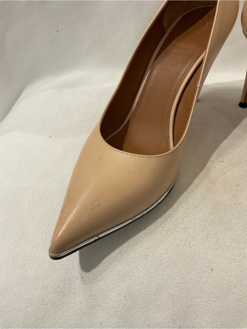Givenchy Pumps - Picture 4 of 7
